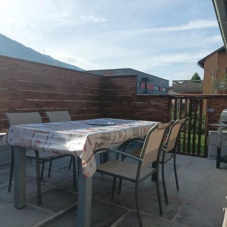 Joli Appart Terrasse Et Jardinet Albertville Dış mekan fotoğraf