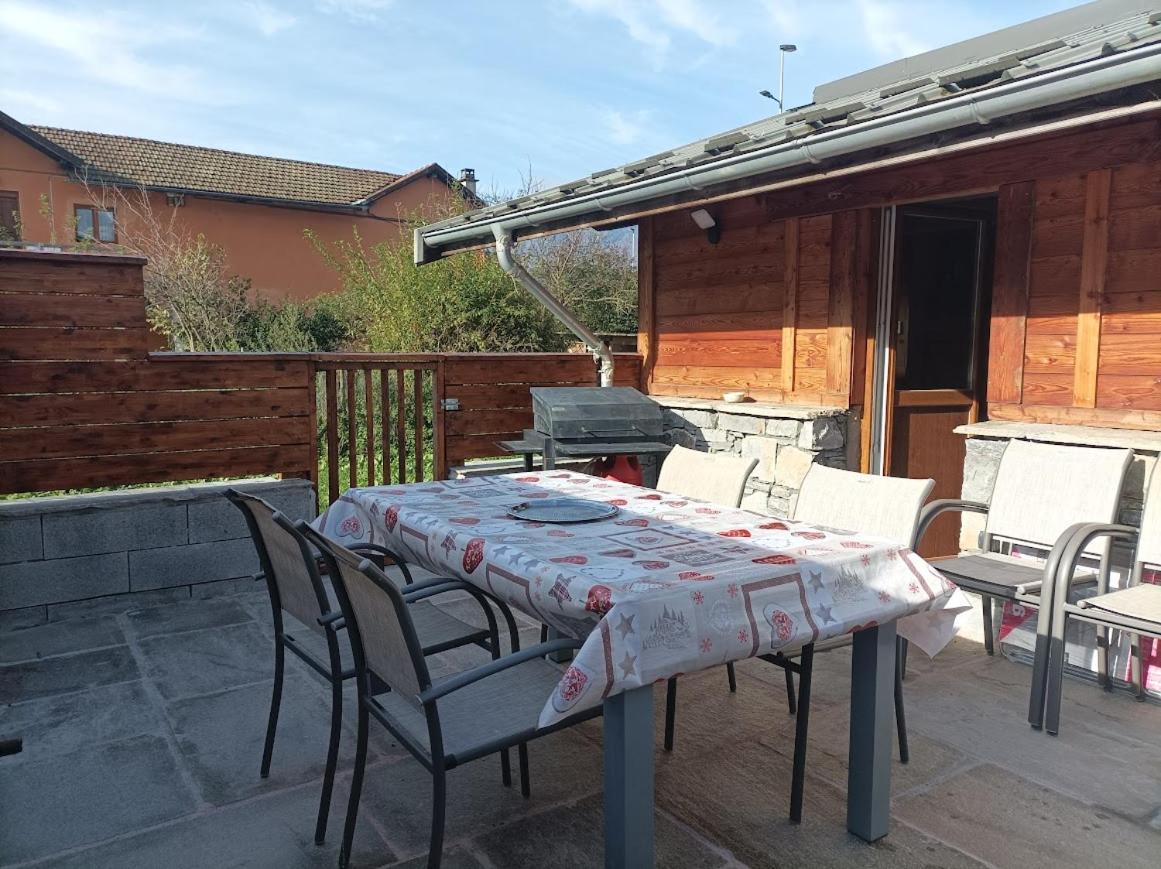 Joli Appart Terrasse Et Jardinet Albertville Dış mekan fotoğraf